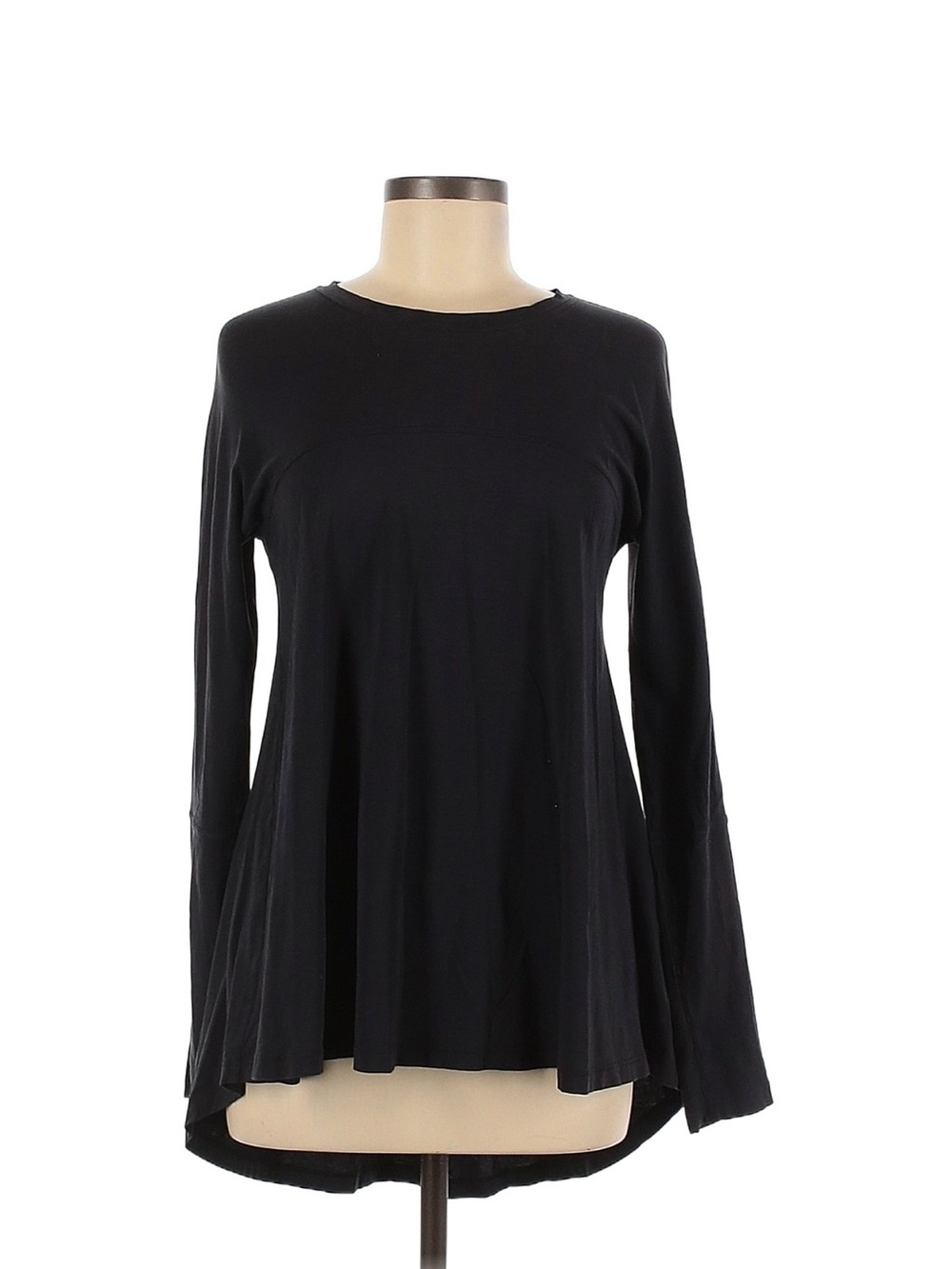 Lululemon Size 8 long sleeve shirt
